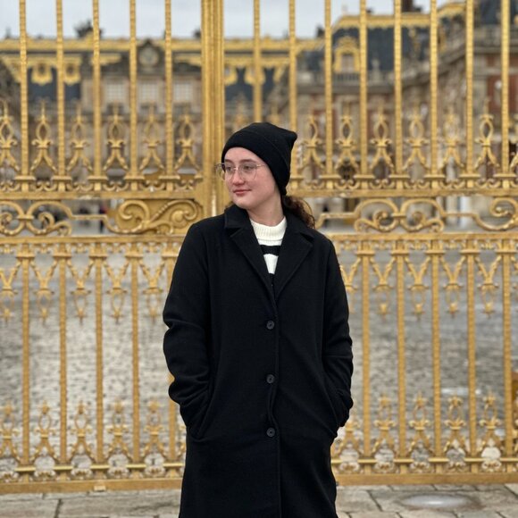 Meet your Posher, Skye - Picture 3 of 4